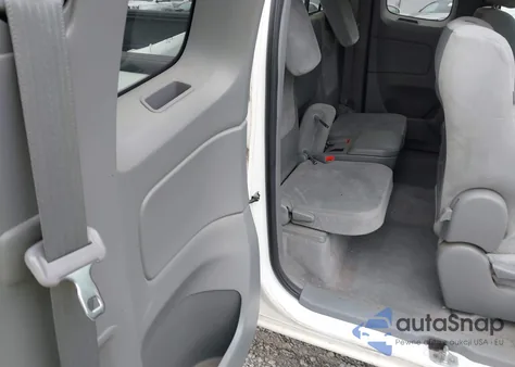 2010 Toyota Tacoma Prerunner V6 z USA, uszkodzony, nr VIN 5TETU4GN5AZ727419